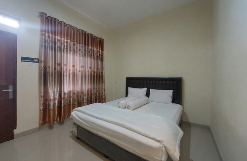 Simanindo Hotel | Gondang Sivali Hotel