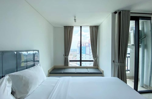 South Tambun Apartment | White Toned Style Studio At Lrt City Bekasi Apartment