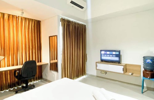 South Tambun Apartment | Simple Studio At Lrt City Bekasi Apartment By Travelio