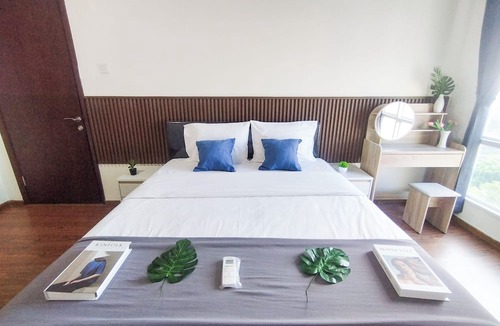 Suko Manunggal Apartment | Simple 1Br Near Mall At Grand Sungkono Lagoon Apartment