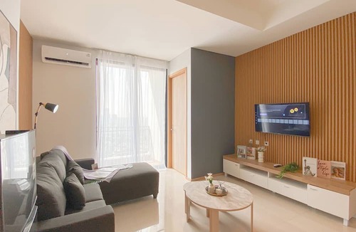 Mampang Prapatan Apartment | Modern Monochromatic 2Br Near Lrt Station At Apartment Samara Suites