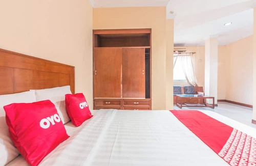 Cibinong Hotel | OYO 94759 Hotel Taman Cibinong