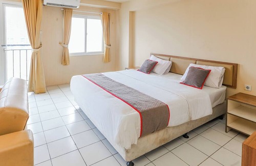 Pekayon Jaya Hotel | Capital O 94796 Apartment Mutiara Bekasi