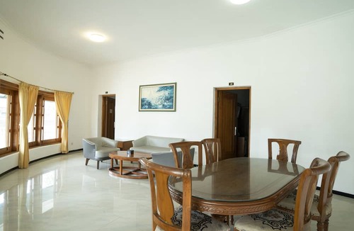 Ngaglik Hotel | Hotel Selecta Batu Malang