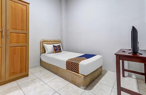 Bandung Hotel | SPOT ON 94730 The Chatter Place Dipatiukur