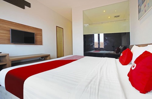 Dago Hotel | OYO 94729 Regia Dago