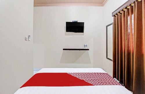 Wonogiri Hotel | OYO 92289 Hotel Aji Kusuma