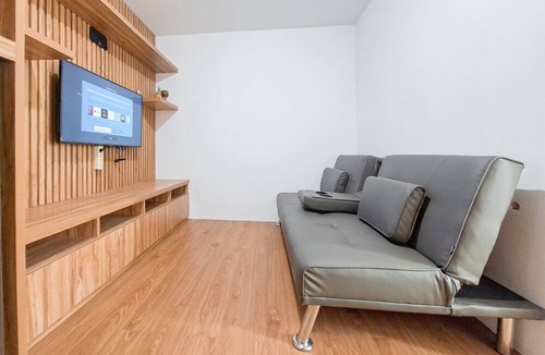 South Tangerang Apartment | Warm And Cozy 2Br At Urbantown Serpong Apartment