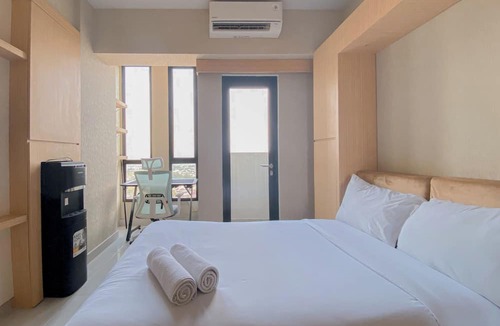 Jatingaleh Apartment | Comfortable And Modern Studio At Apartment The Alton