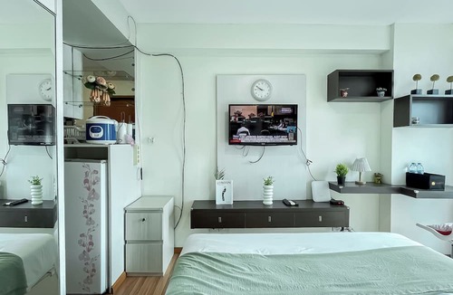 Kayu Putih Apartment | Neat Studio Room At Tifolia Apartment