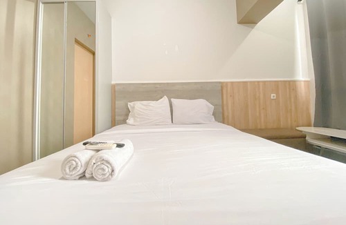 Jatingaleh Apartment | Well Furnished Studio At The Alton Apartment