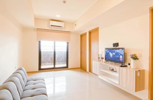 Cikarang Apartment | Spacious 3Br With Neutral Toned At Meikarta Apartment