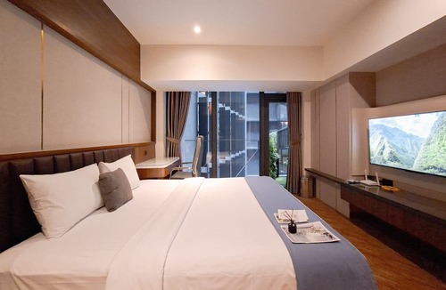 Pagedangan Apartment | Modern Rustic Studio Apartment At Carstensz Residence