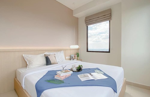 Depok Apartment | Modern Look And Cozy 2Br Apartment Transpark Cibubur