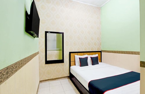 Tegal Hotel | Hotel O Mega Inn Guest House