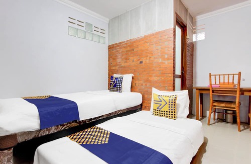 Ngemplak Hotel | Spot on Sopo Paredangan Homestay