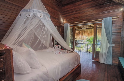 Ceningan Island Hotel | Alinn Villas
