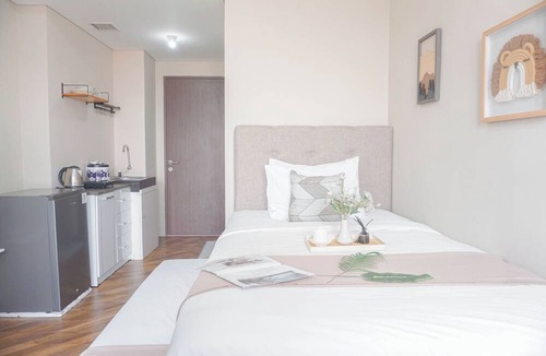 Bekasi Timur Apartment | Homey Studio At Transpark Juanda Bekasi Timur Apartment