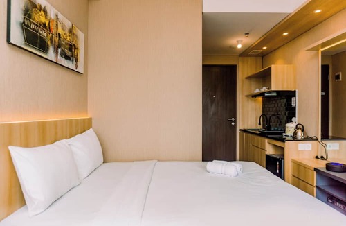 Ciputat Apartment | Comfort And High Floor Studio Room At Transpark Bintaro Apartment