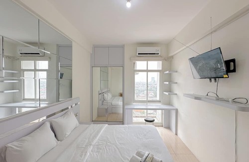 Surabaya Apartment | Comfortable Stay and Good Place Studio at Bale Hinggil Apartment
