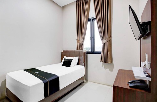 Balikpapan Hotel | Hotel O Balikpapan near Siloam Hospital formerly Syafla Guest House