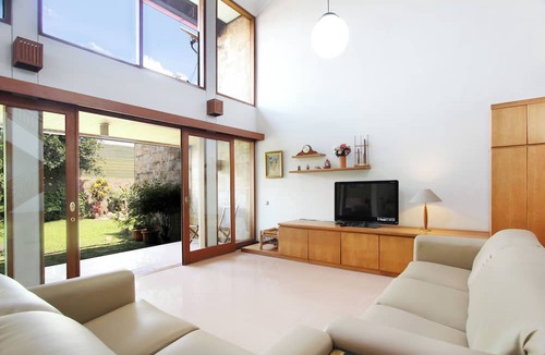 Sukajadi Villa | Villa Oma Elly