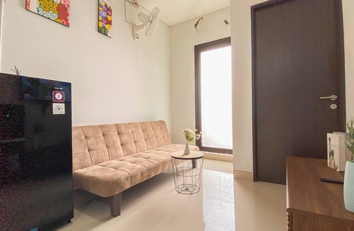 Depok Apartment | Cozy and Spacious 2BR Apartment at Transpark Cibubur