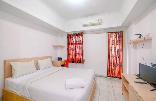 Pondokcina Apartment | Nice and Comfort Studio at Margonda Residence 2 Apartment