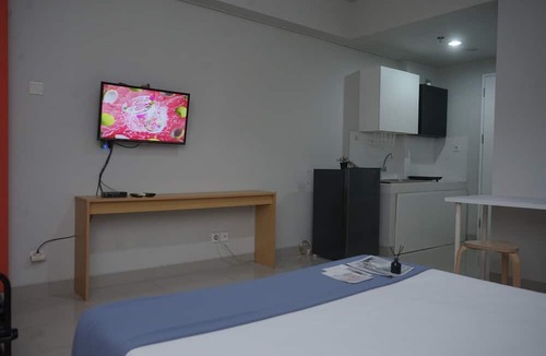 Tangerang Apartment | Cozy And Homey Studio At Trimezia Beverly 90210 Apartment