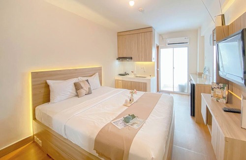 Depok Apartment | Well Furnished Studio Apartment At Cinere Resort