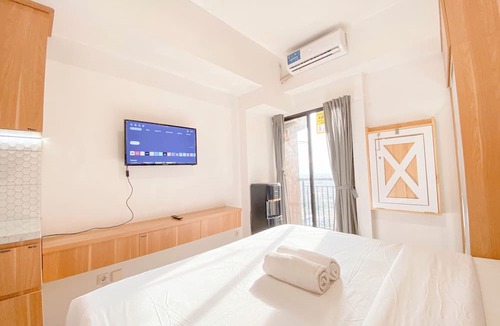 Arcamanik Apartment | Homey & Restful Studio At Tamansari Panoramic Apartment