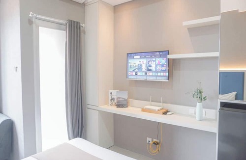 Bekasi Timur Apartment | Comfortable Design Studio Room At Transpark Juanda Bekasi Timur Apartment