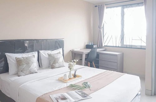 Duren Sawit Apartment | Good Choice and Comfy Studio Apartment at LRT City Jatibening