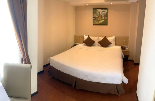 Panunggangan Utara Hotel | Grand Serpong Hotel