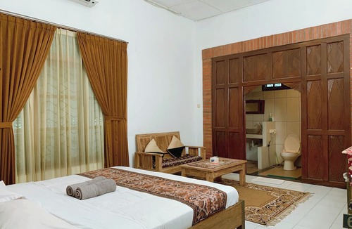 Depok Hostel | Griya Cemara Homestay
