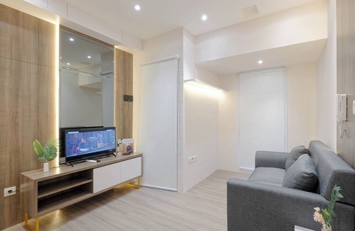 Old Jakarta Apartment | Spacious and Modern 1BR Apartment Tokyo Riverside PIK 2