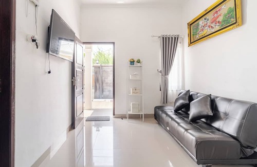 Kecamatan Labuapi House | Breeze Garden Inn