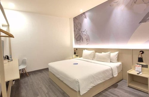 Cikini Hotel | True Blue Menteng Jakarta