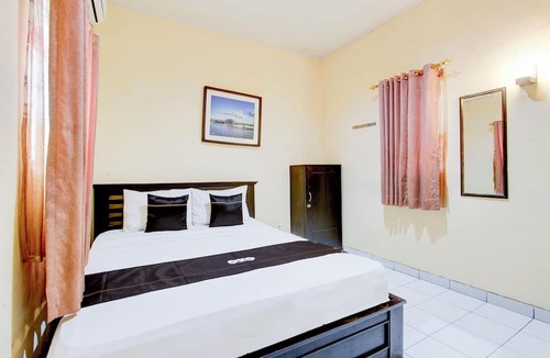 Pekalongan Hotel | Collection O Stasiun Pekalongan Near Stasiun Kereta Api Formerly Hotel Indah