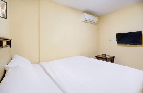 Lubuk Baja Hotel | Collection O Nagoya Near Nagoya Hill Mall Formerly Sedago Inn