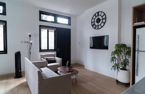 Astana Anyar Villa | Casuarina Villa