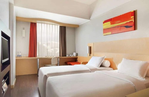 Kebon Sirih Hotel | Horison Arcadia Wahid Hasyim