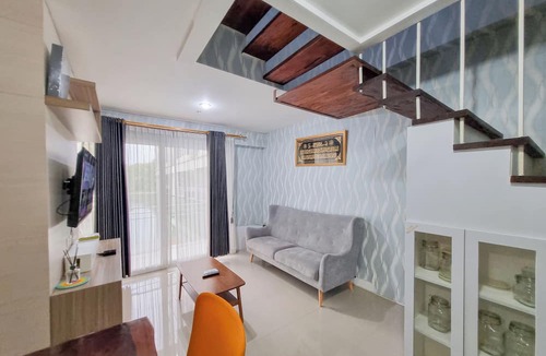 Depok Apartment | Elegant And Spacious 2Br Loft Green Park Yogyakarta Apartment