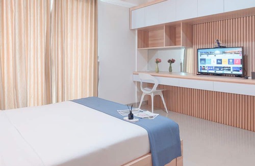 Pondok Aren Apartment | Modern Look 1Br Without Living Room At Bintaro Embarcadero Apartment