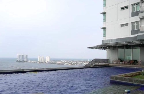 Pluit Apartment | Homey And Comfort 2Br Green Bay Condominium Apartment