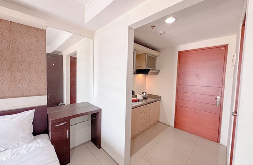 Siwalankerto Apartment | Best Price And Comfortable Living Studio At High Point Serviced Apartment