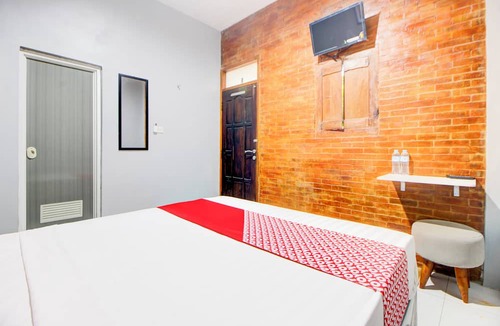 Patuk Hotel | OYO 94377 Maryam Homestay Syariah 2