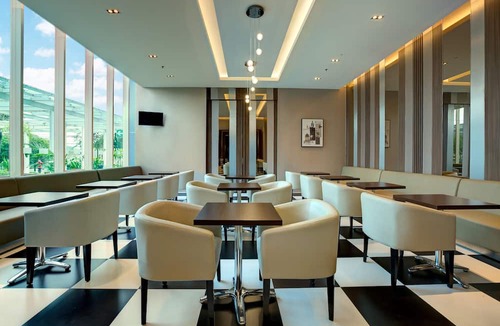 Old Jakarta Hotel | Holiday Inn Express Jakarta International Expo by IHG