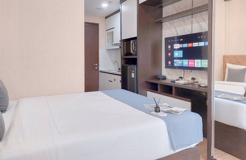 Ciputat Apartment | Modern Look and Comfort Studio at Transpark Bintaro Apartment
