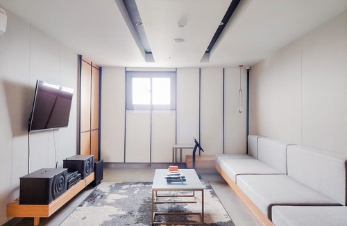 Pondok Aren Apartment | Minimalist and Serene 1BR at Bintaro Embarcadero Apartment